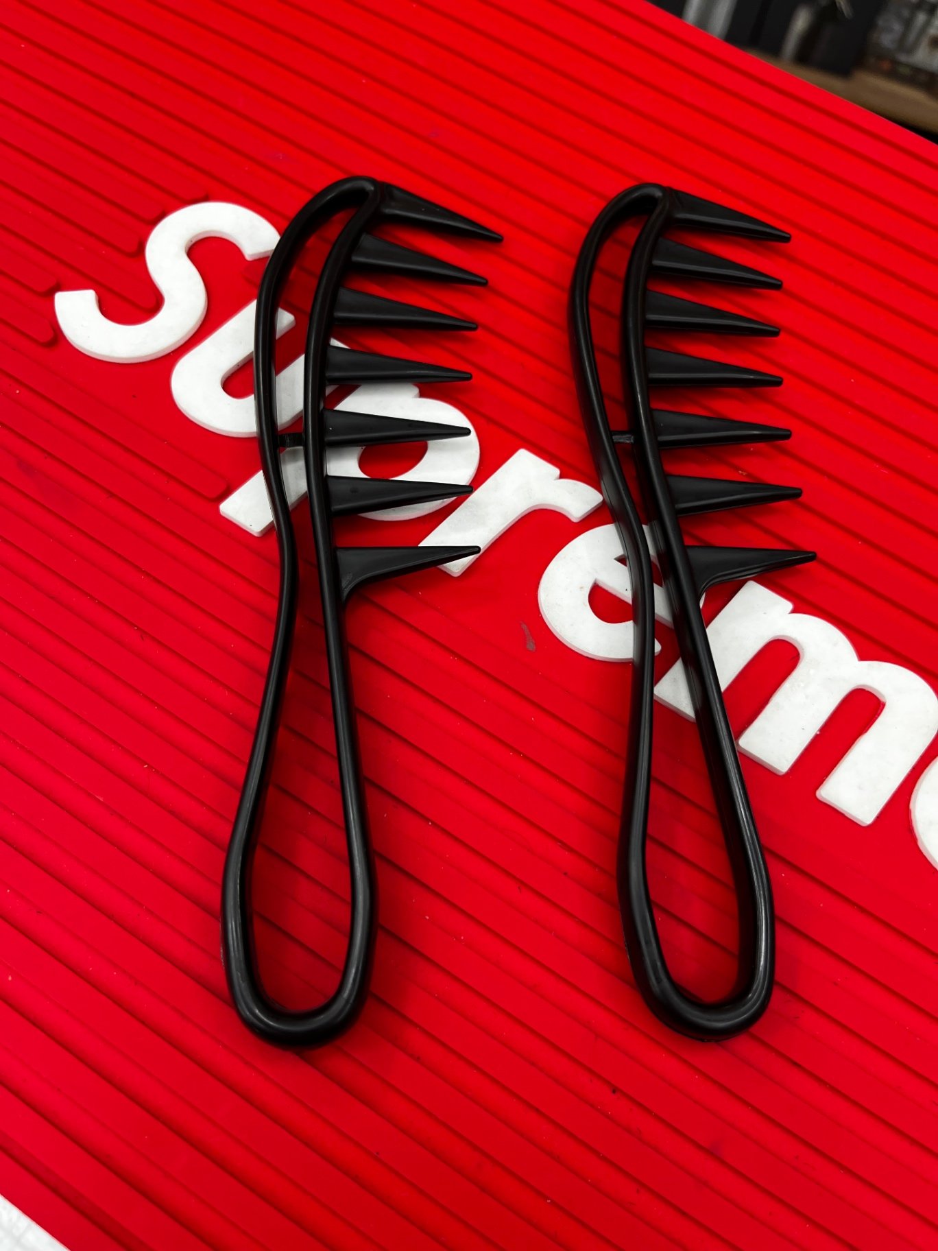 Planeta del barbero - peinilla moldeo