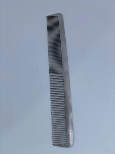 Planeta del barbero - Peinilla metalica milimetrica