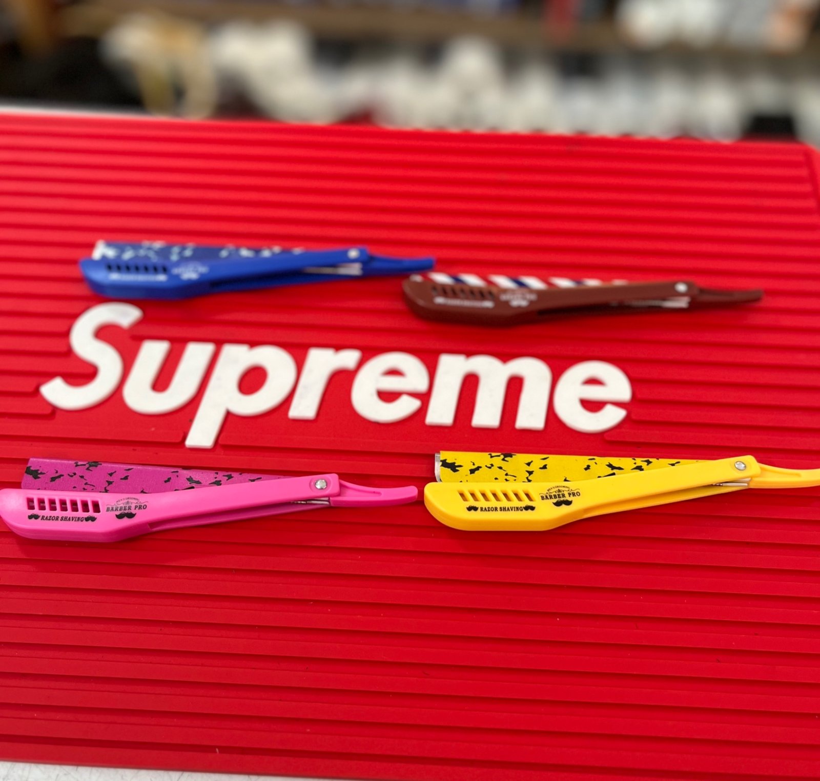 Planeta del barbero - navaja qiusi