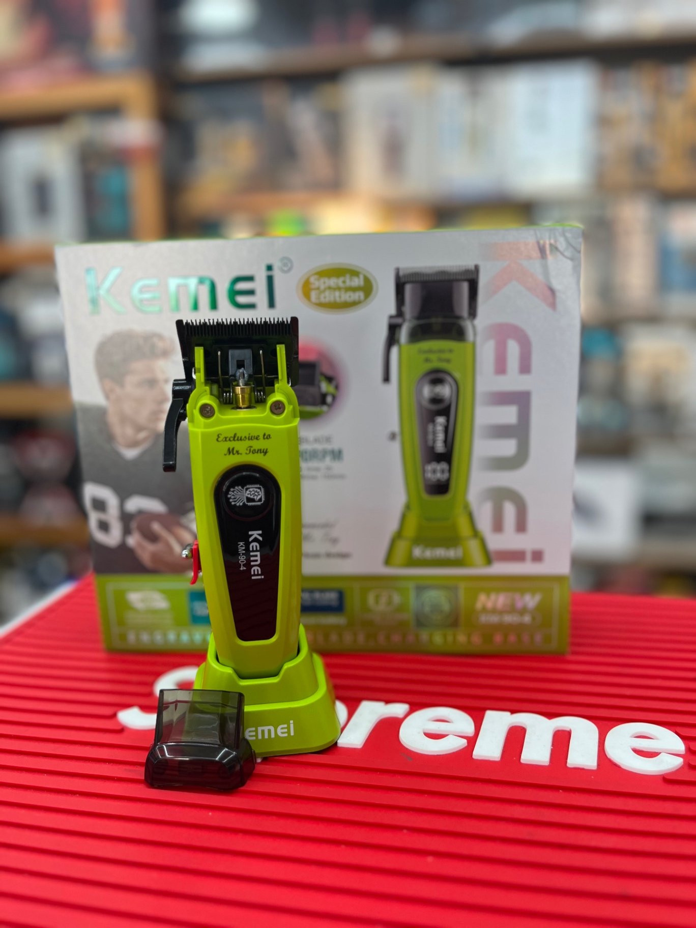 Planeta del barbero - maquina kemei90-4