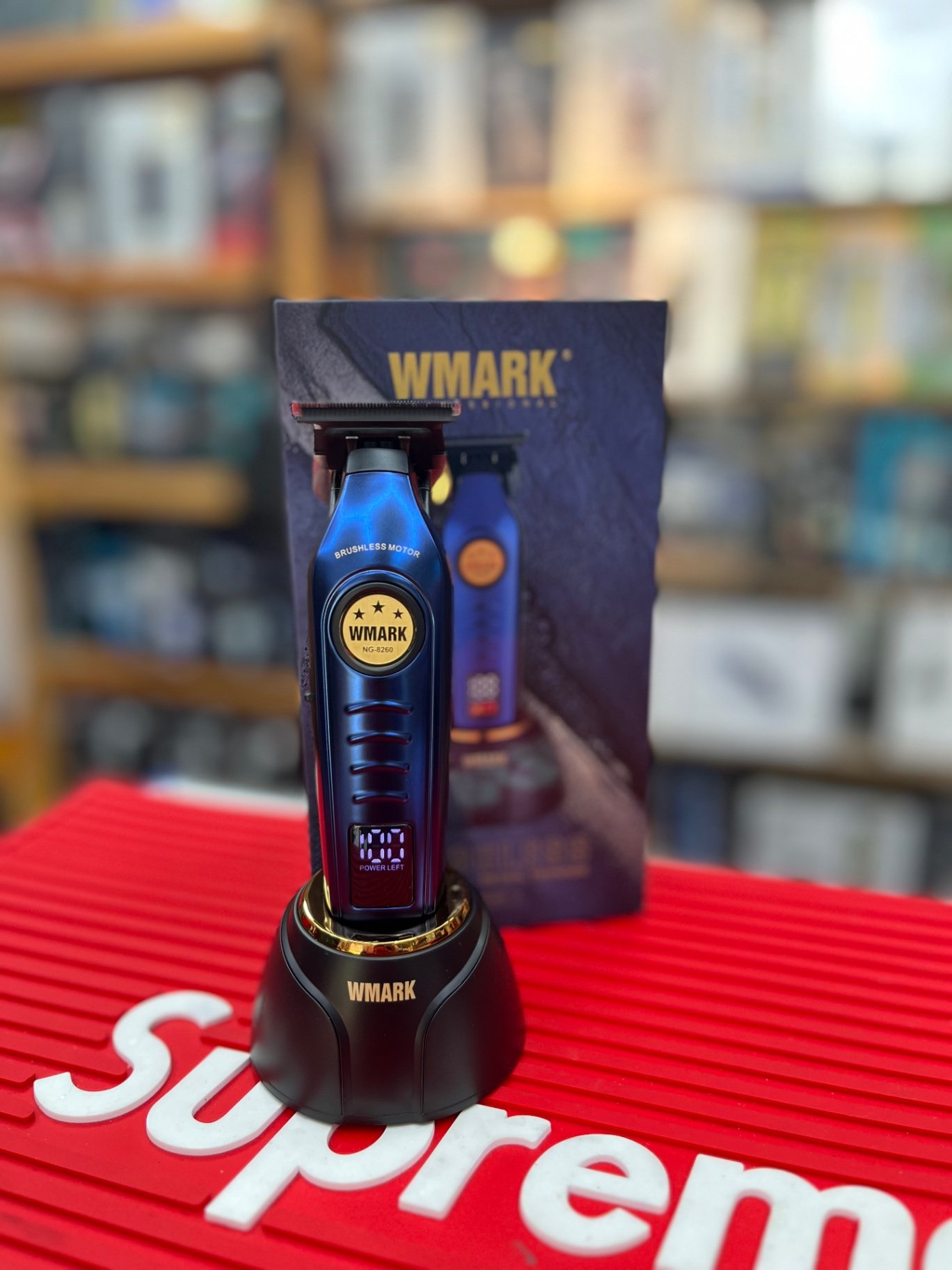 Planeta del barbero - maquina patillera wmark 8260