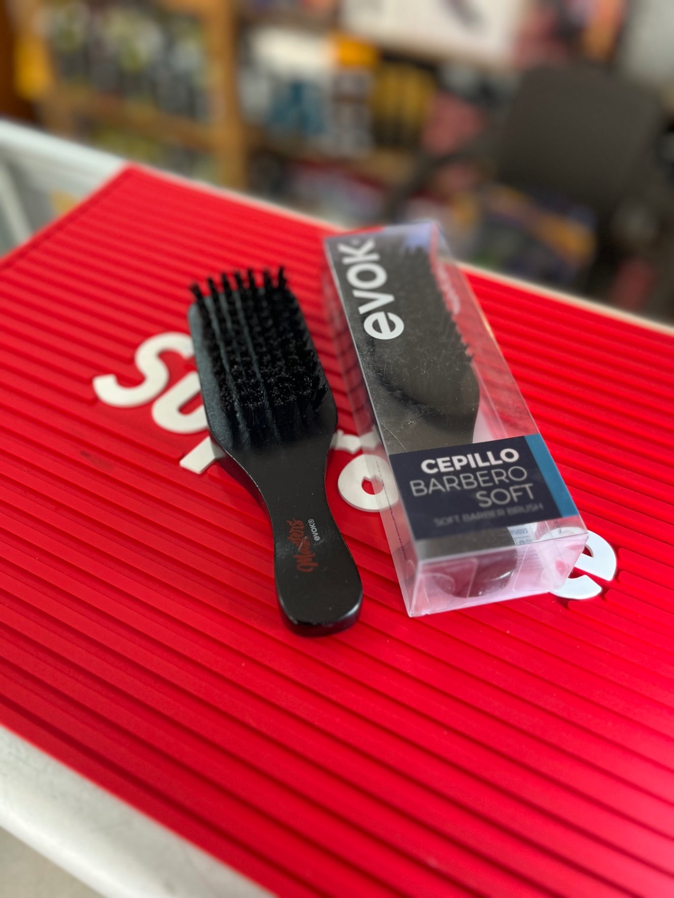 Planeta del barbero - cepillo evok