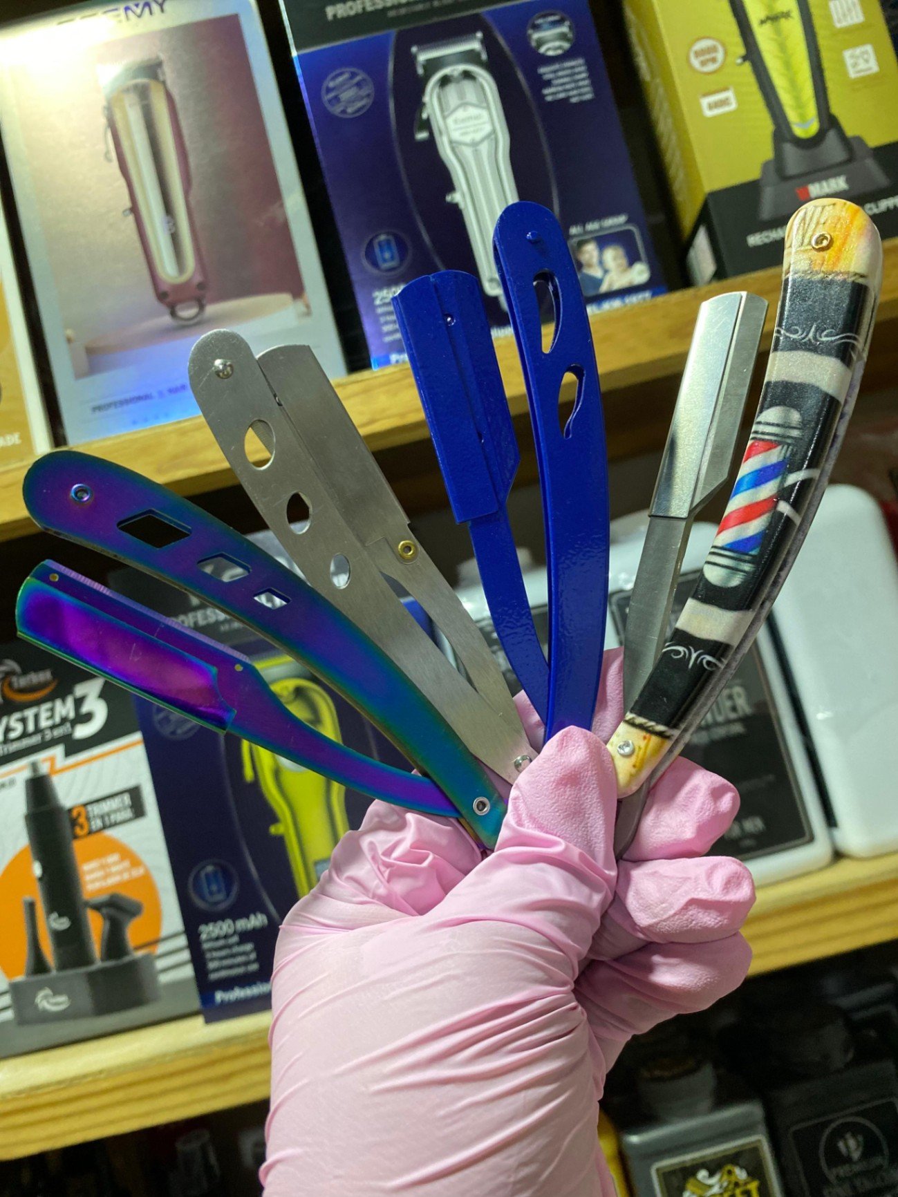 Planeta del barbero - Navaja de metal mariposa