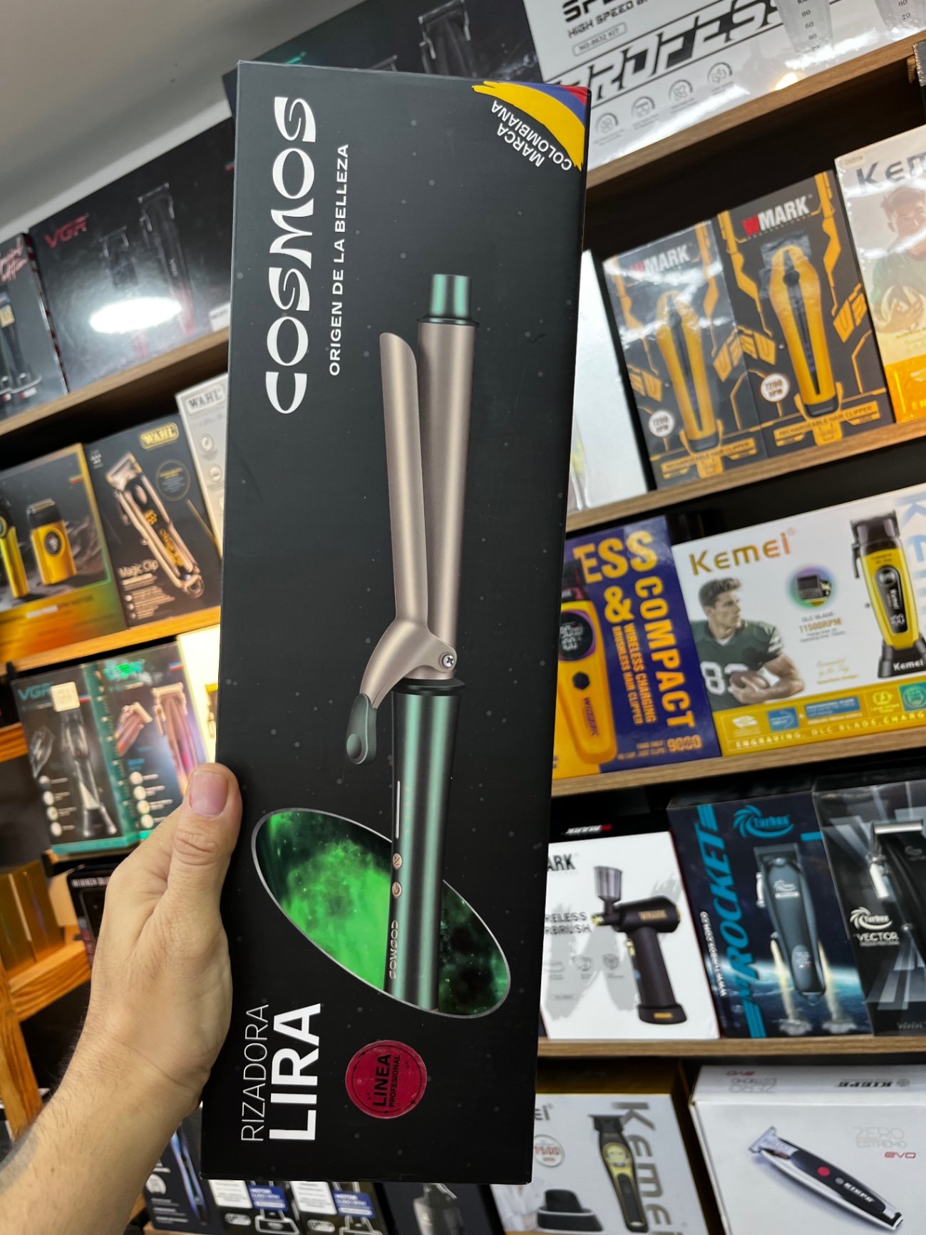 Planeta del barbero - rizadora cosmo