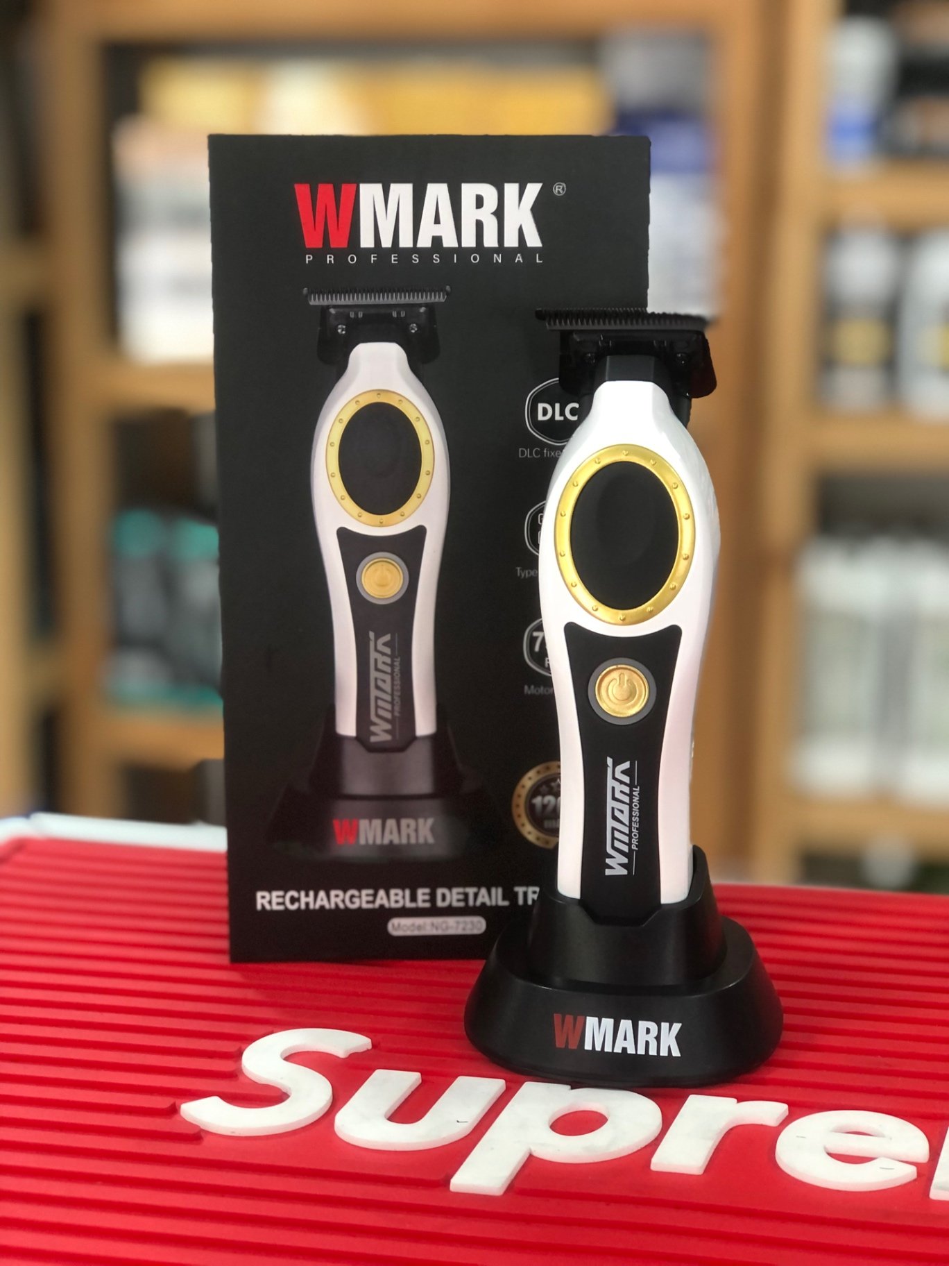 Planeta del barbero - maquina patillera wmark 7230